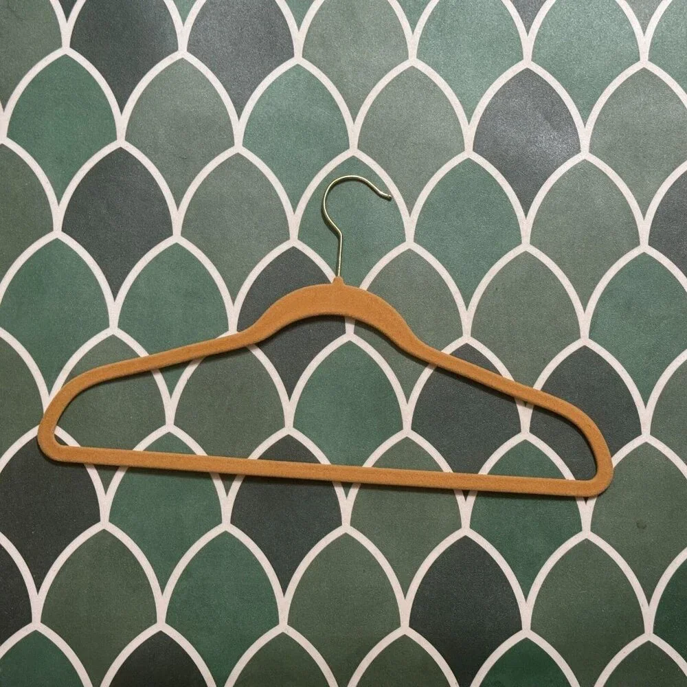 Hangers, Suit Hanger, Flocked Tan Velvet, # 10 Count